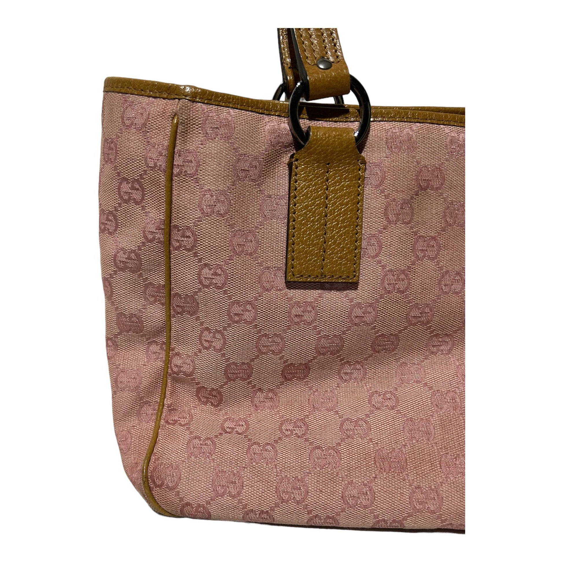 Gucci Vintage Cloth Handbag - Recurring.Life