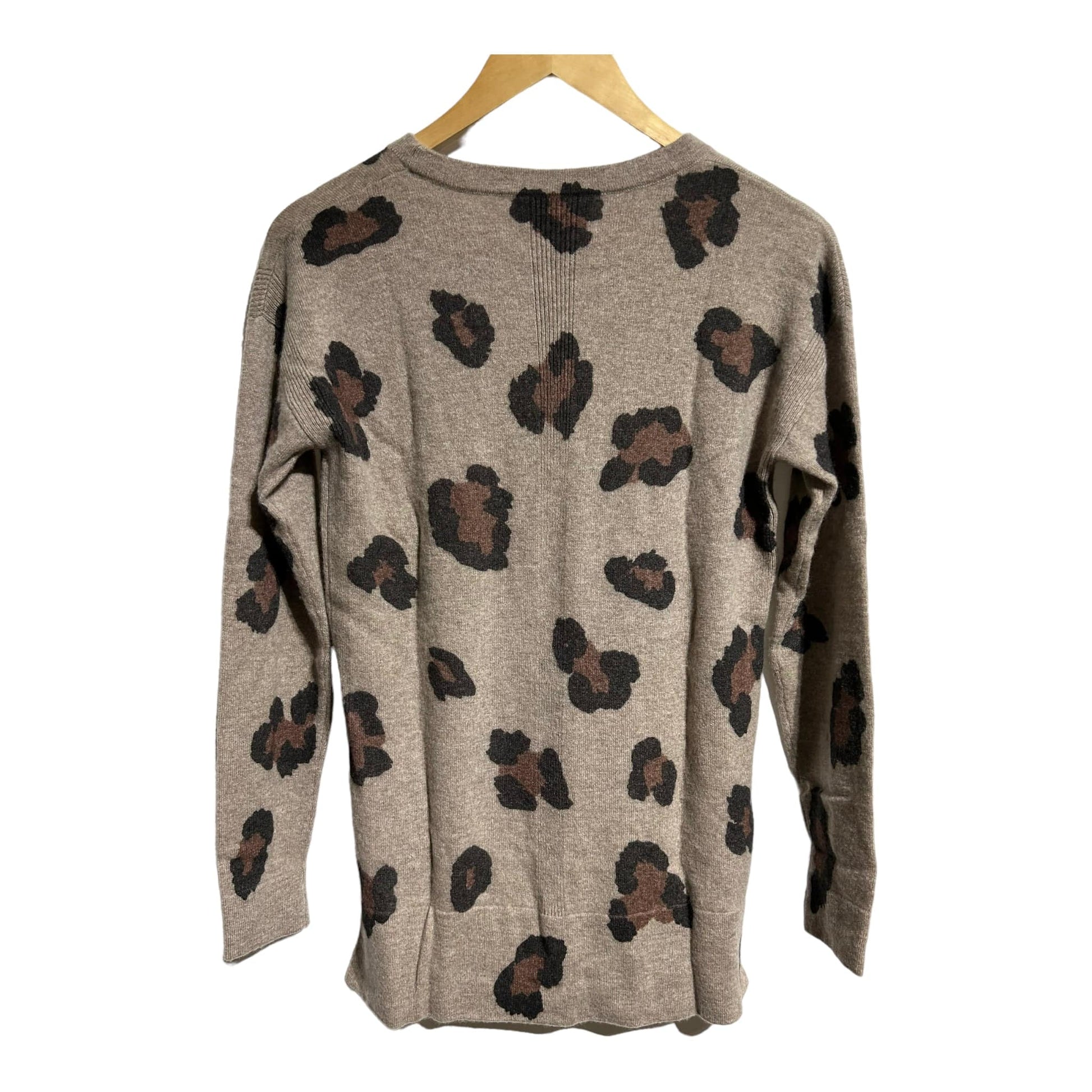 Princess of Scotland Leopard Crew Neck Jumper - Recurring.Life