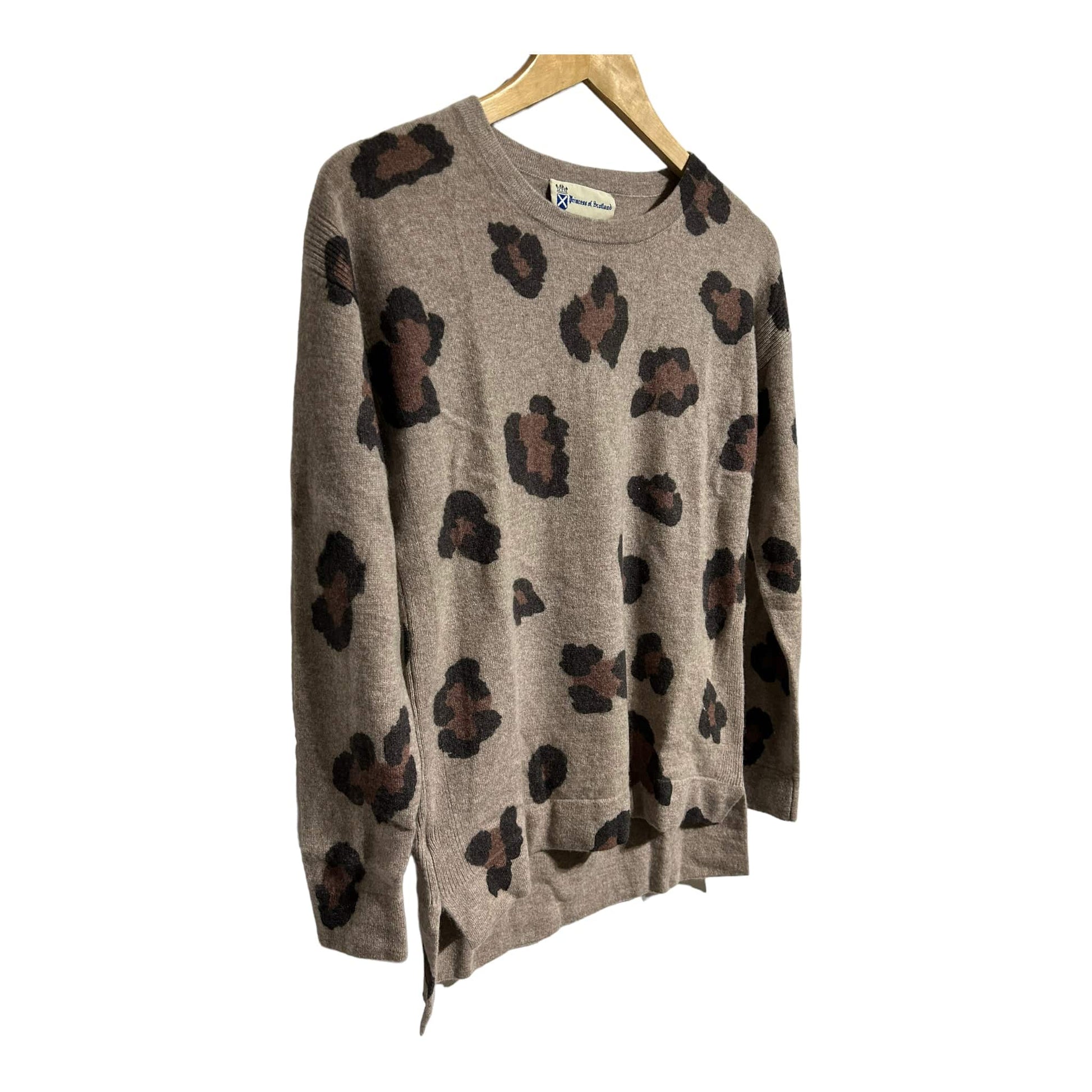 Princess of Scotland Leopard Crew Neck Jumper - Recurring.Life